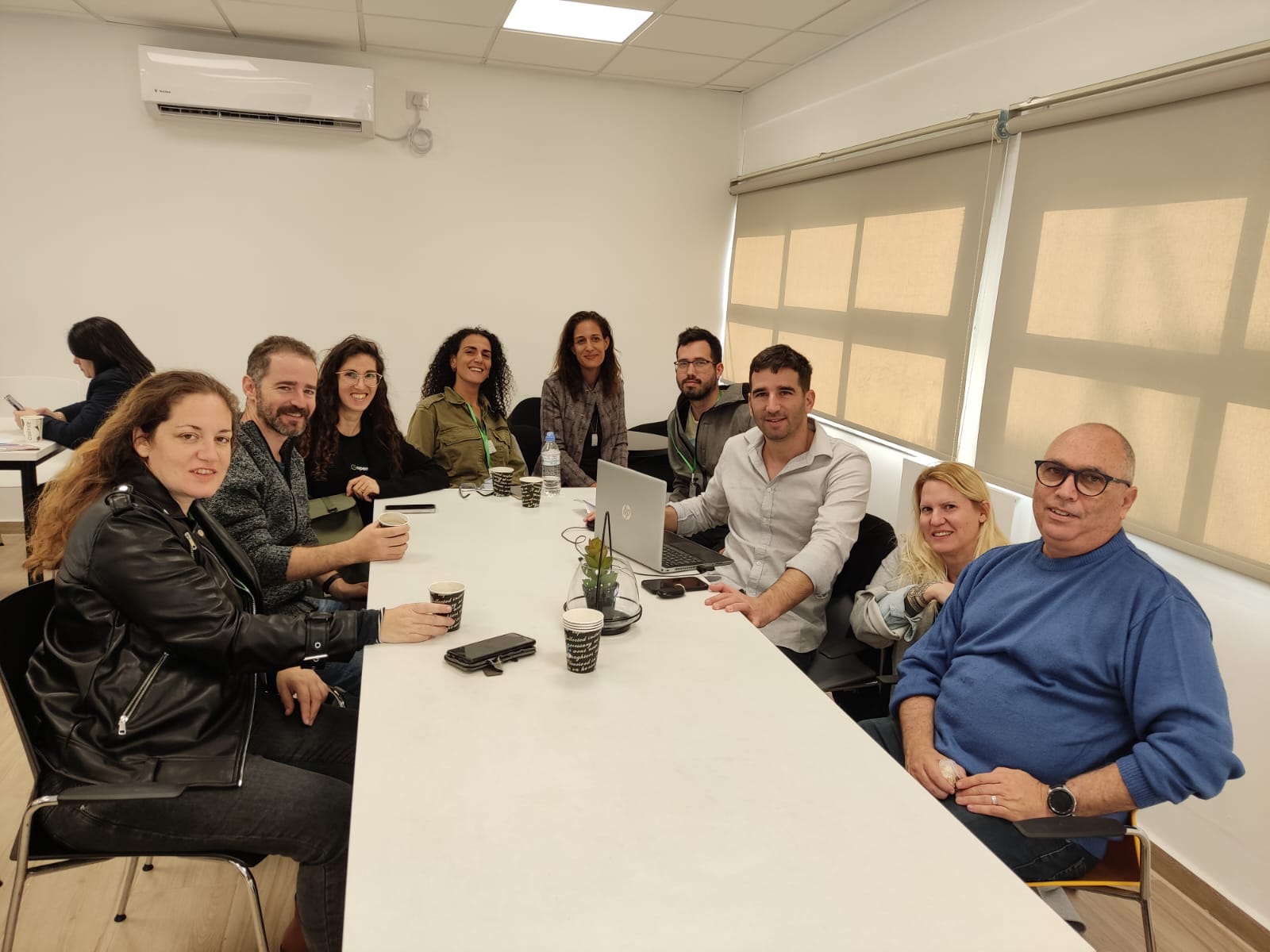 צוות המנטורים